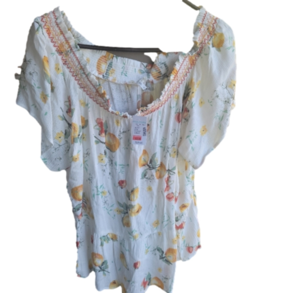 Maurices Tops - Maurice's new with tag pattern blouse size large
